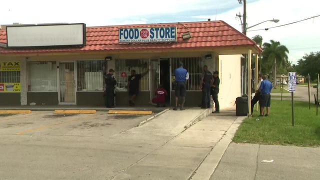 2100-larry-lauderhill-food-mart-shut-down-vo-sot-vo-8-6-24.jpg 