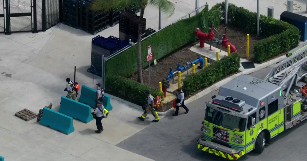 At least 2 injured after reported oven explosion at Hard Rock Stadium