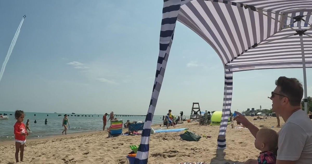 Lakeshore visitors get sneak peek to the Chicago Air and Water Show ...