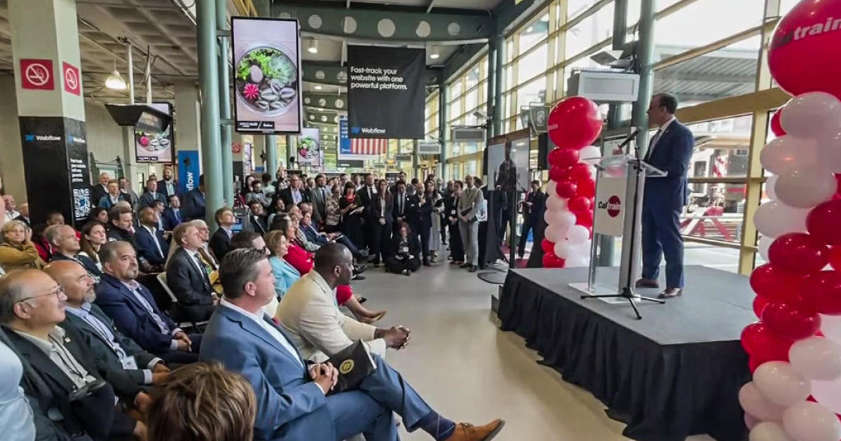 Caltrain Launches Electric Train Service in Bay Area