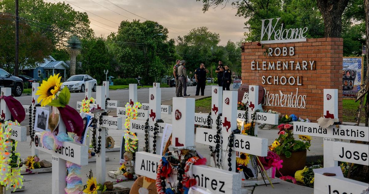 Uvalde officials release 911 calls, police records surrounding 2022 school shooting