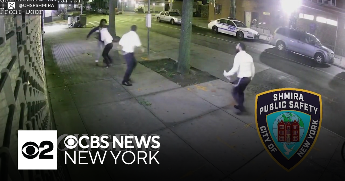 Suspect in Brooklyn slashing charged with hate crime - CBS New York