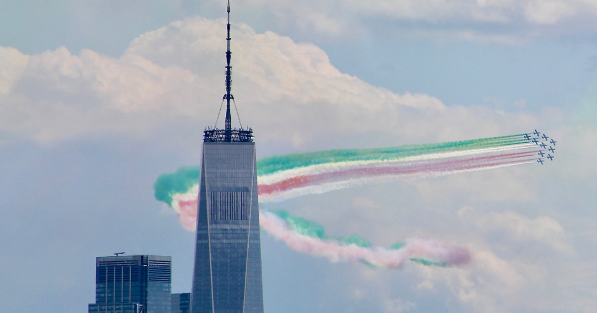 NYC Sky Show: Italian Air Force Jets Paint the City in Red, White and Green