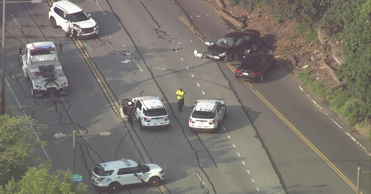 Philadelphia’s Kelly Drive closed in both directions after fatal accident