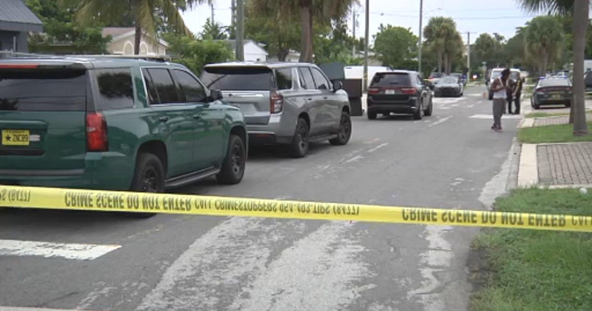 Man found shot dead in Dania Beach, prompting police investigation Man found shot dead in Dania Beach, prompting police investigation