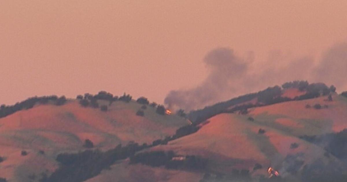 Vegetation fire in east San Jose devastates hillside near Quimby Road