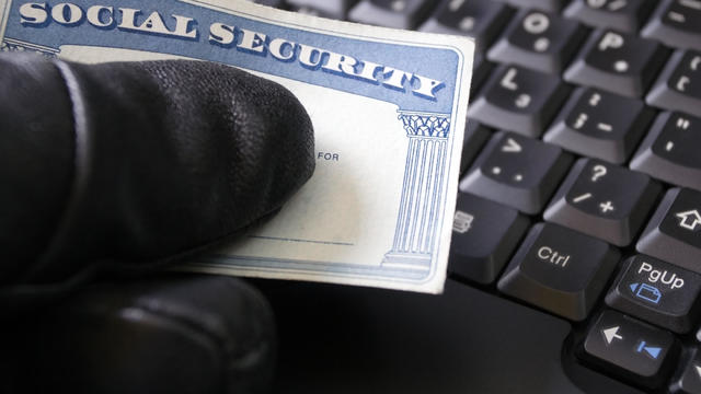 Social Security To Increase Payments By Largest Amount In 40 Years 