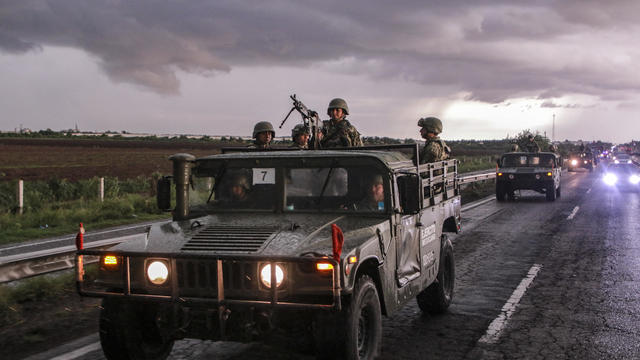 TOPSHOT-MEXICO-CRIME-VIOLENCE-ARMY 