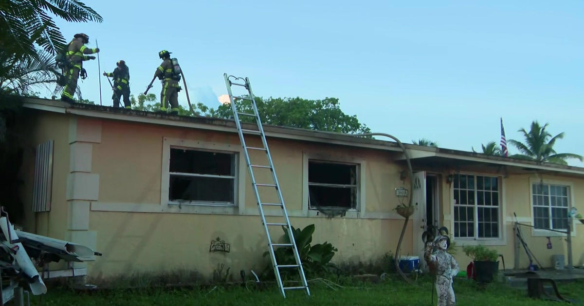 West Park home deemed unsafe after early morning fire West Park home deemed unsafe after early morning fire