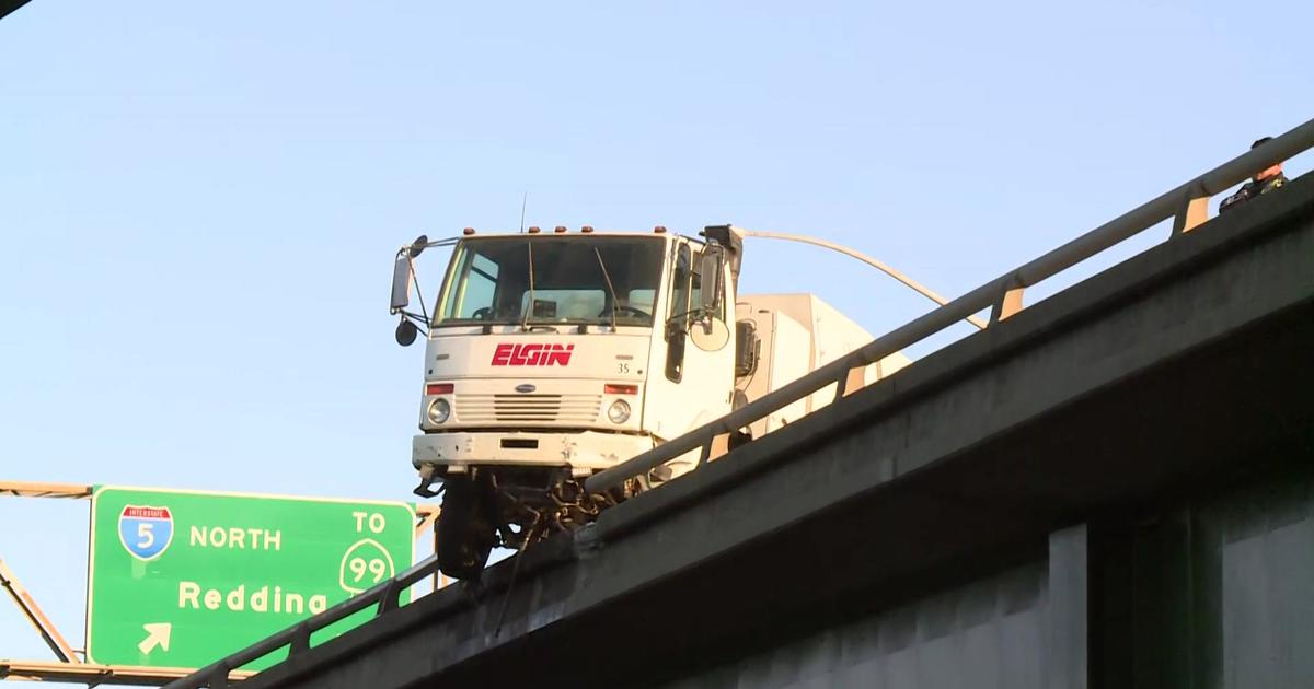 Street sweeper stranded after accident on W/X Freeway in Sacramento