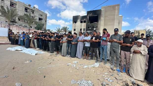 Os ataques israelenses continuam em Gaza