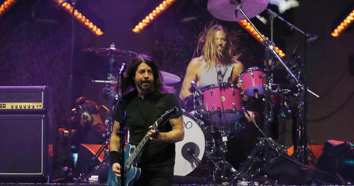 Foo Fighters say they did not OK Trump using "My Hero" at Arizona rally