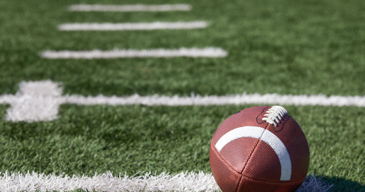 Alabama high school football player dies after injury during game