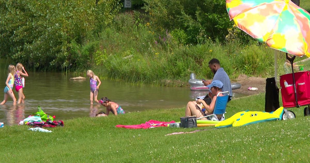 Cooling centers help Minnesotans without air conditioning beat the heat