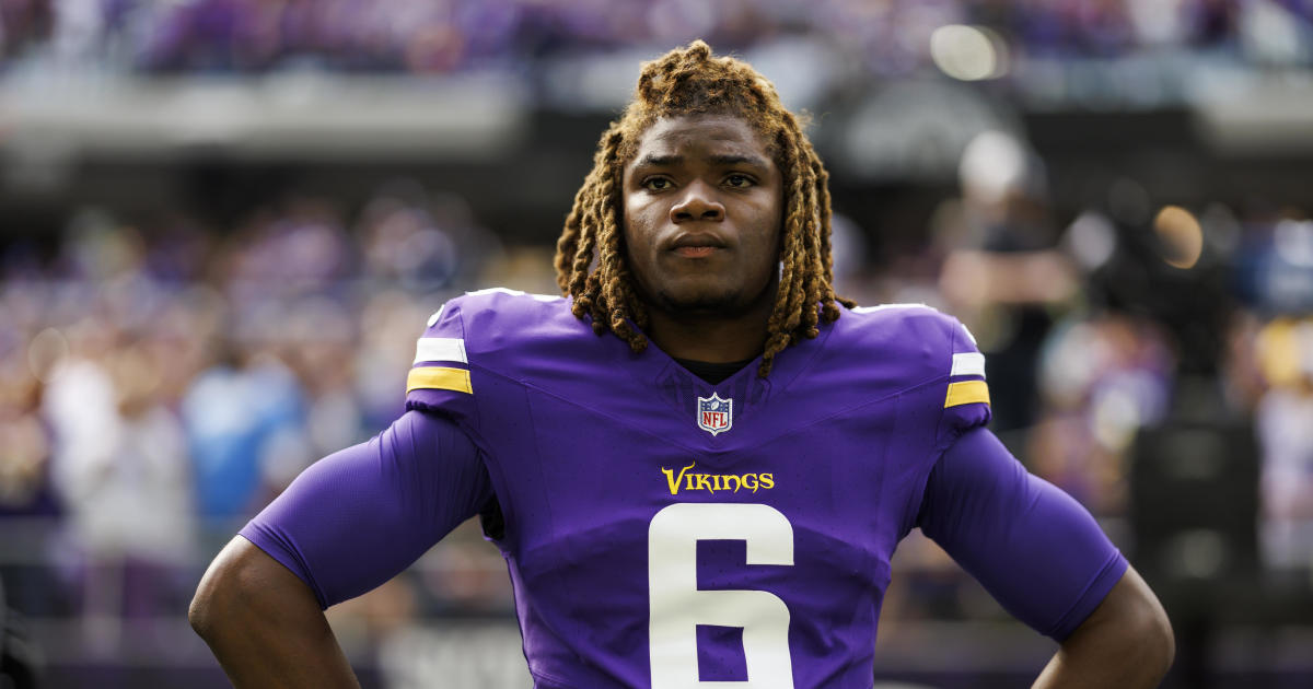 Minnesota Vikings make cuts for 53man roster deadline, including 1st