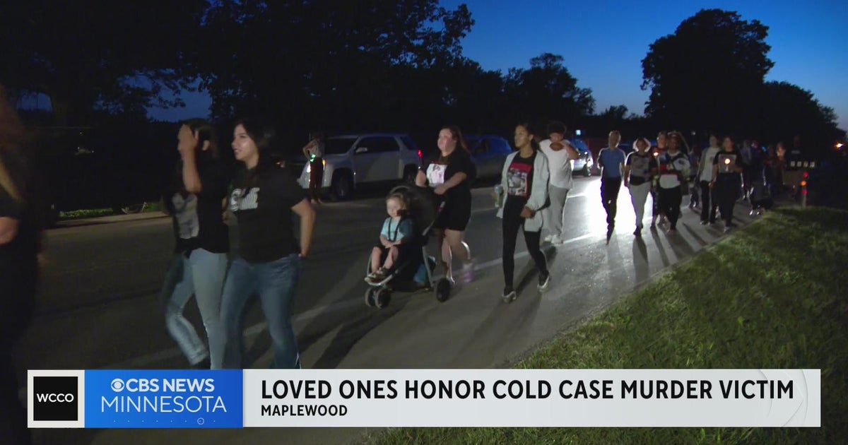 Minnesota family walks in honor of murdered son - CBS Minnesota