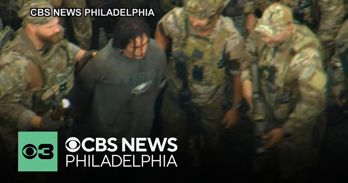 Escaped killer Danelo Cavalcante pleads guilty on escape charges - CBS ...