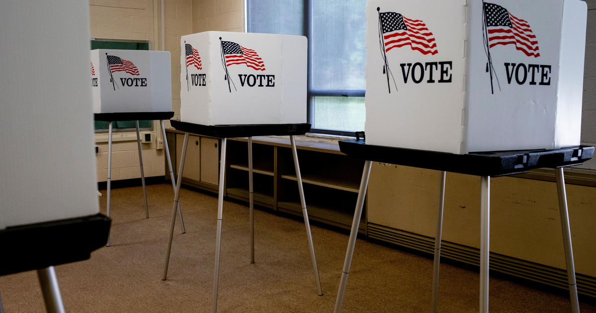 Macomb Prosecutor Won't Charge Double Voters