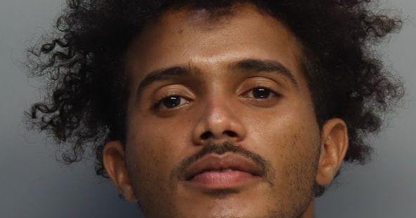 Miami carjacker steals vehicle with 3 sleeping children inside Miami carjacker steals vehicle with 3 sleeping children inside