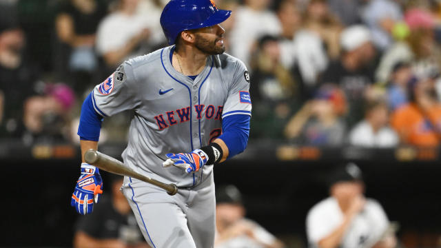 J.D. Martinez #28 of the New York Mets hits a two run home run in the third inning off Jonathan Cannon of the Chicago White Sox at Guaranteed Rate Field on August 30, 2024 in Chicago, Illinois. 