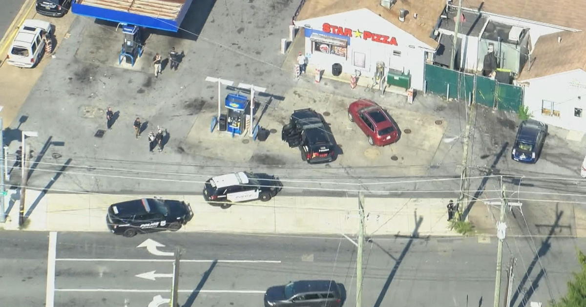 Police investigating shooting outside gas station in Wilmington, Delaware