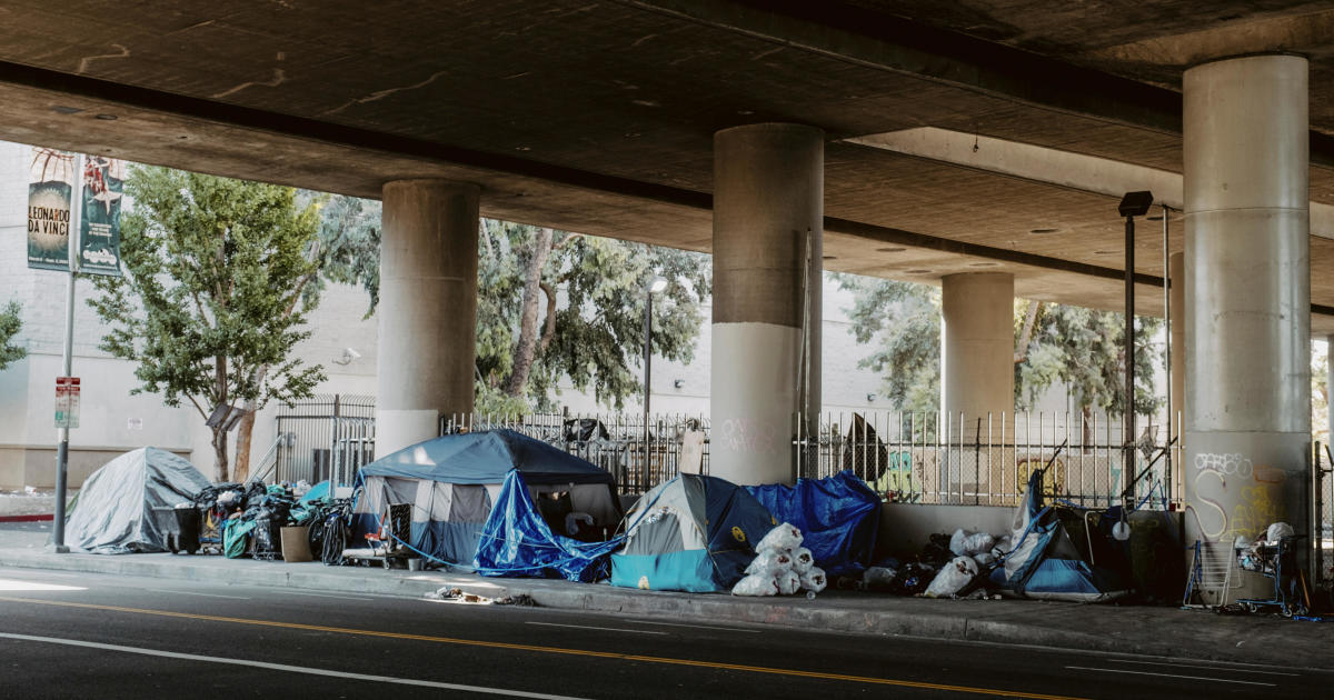 A new law in Florida bans people struggling with homelessness from sleeping outside