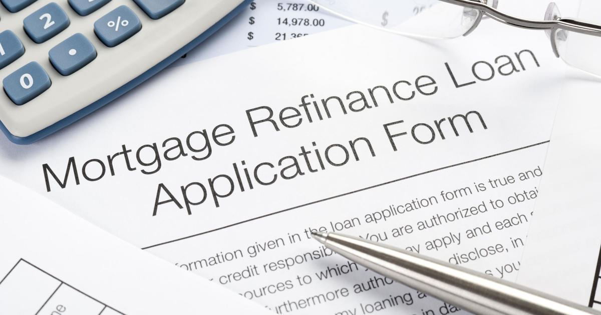 Does mortgage refinancing make sense this fall? Here's why it could