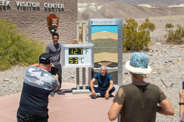 US-NEWS-ENV-DEATHVALLEY-HEAT-RECORD-1-LV