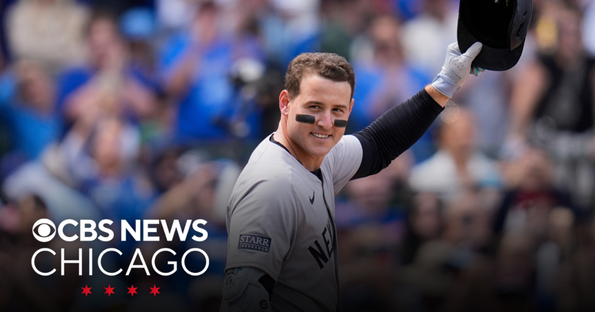 Anthony Rizzo receives warm reception in return to Wrigley Field to play Cubs