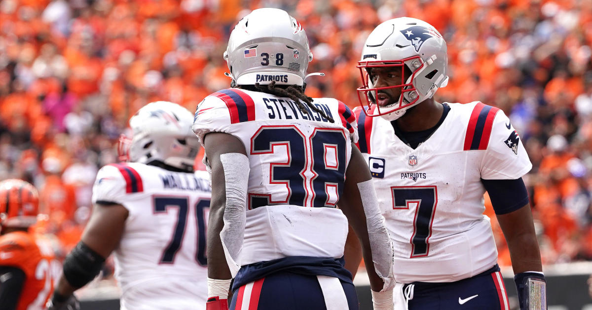 Stevenson and the Patriots beat the Bengals 16-10 in Jerod Mayo’s first game as head coach