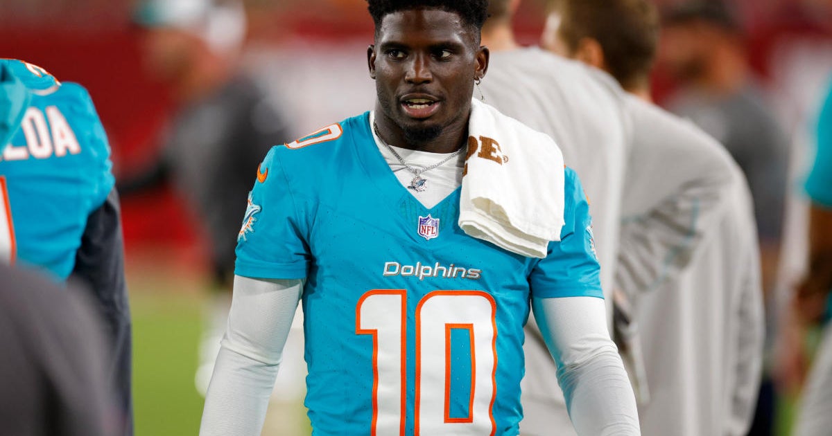 Tyreek Hill discusses more about Miami-Dade Police detainment before Dolphins’ season home opener