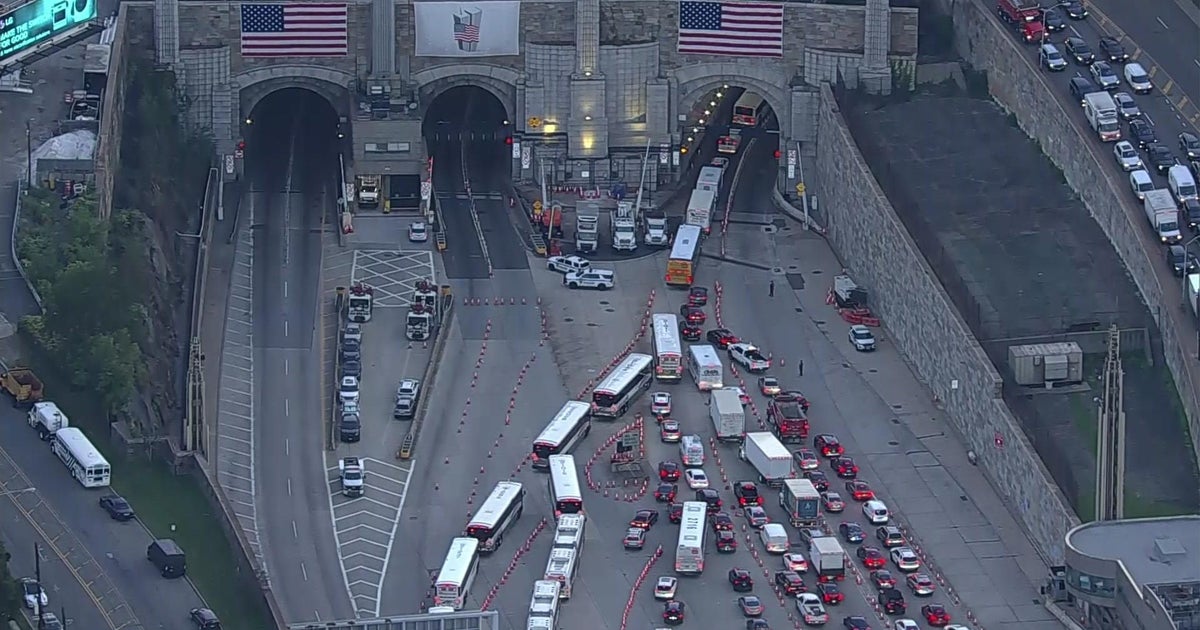 Lincoln Tunnel reopens, but traffic still a mess around NYC as UNGA street closures start Lincoln Tunnel reopens, but traffic still a mess around NYC as UNGA street closures start