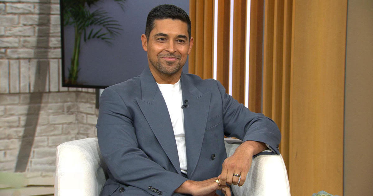 Wilmer Valderrama surprised by message from high school teacher who