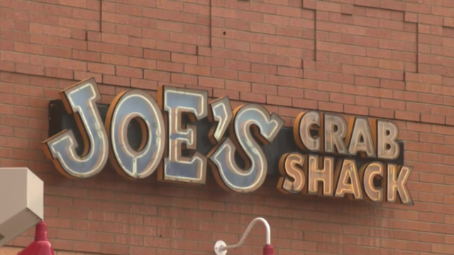 joes-crab-shack-closing.png 