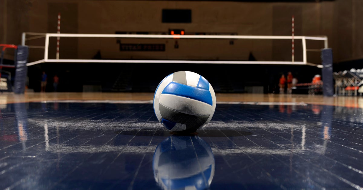 Pitt women’s volleyball sweeps Penn State, sets new attendance record Pitt women’s volleyball sweeps Penn State, sets new attendance record