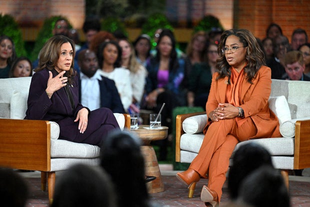 US-VOTE-POLITICS-HARRIS-WINFREY