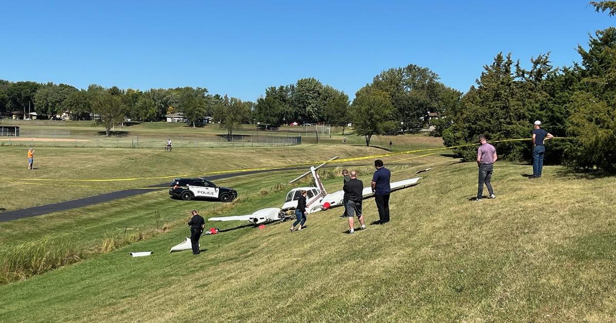 2 injured in small plane crash in Shakopee