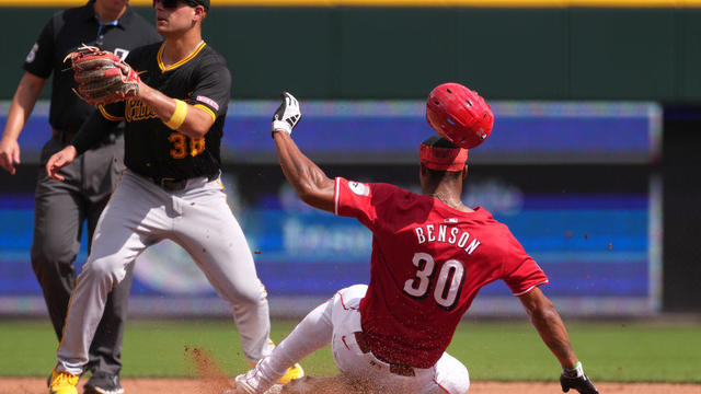 Pittsburgh Pirates v Cincinnati Reds 