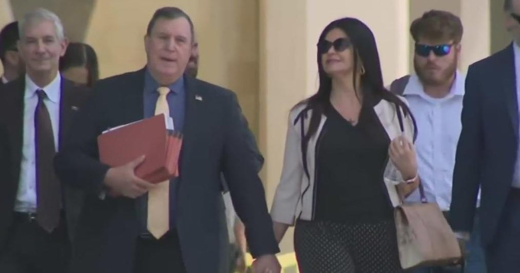 Judge dismisses lawsuit to remove Miami Commissioner Joe Carollo