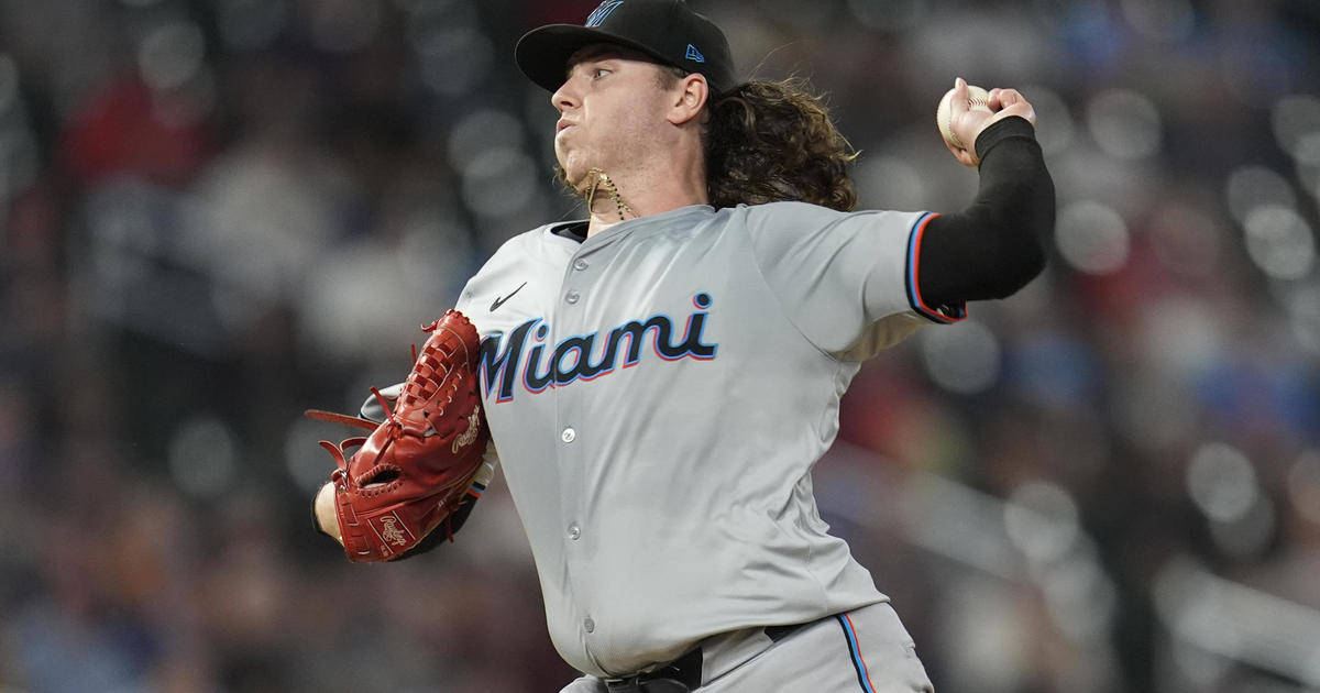 Marlins put reeling Twins in deeper trouble in wild-card race with 4-1 win