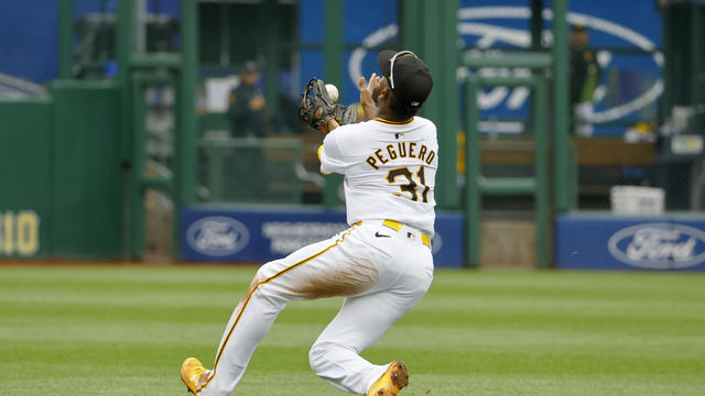 Milwaukee Brewers v Pittsburgh Pirates 