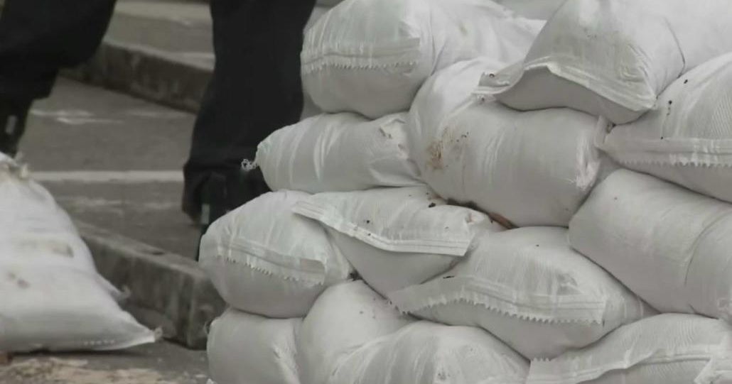 Hurricane Helene rain bands prompt cities to hand out sandbags, clear storm drains