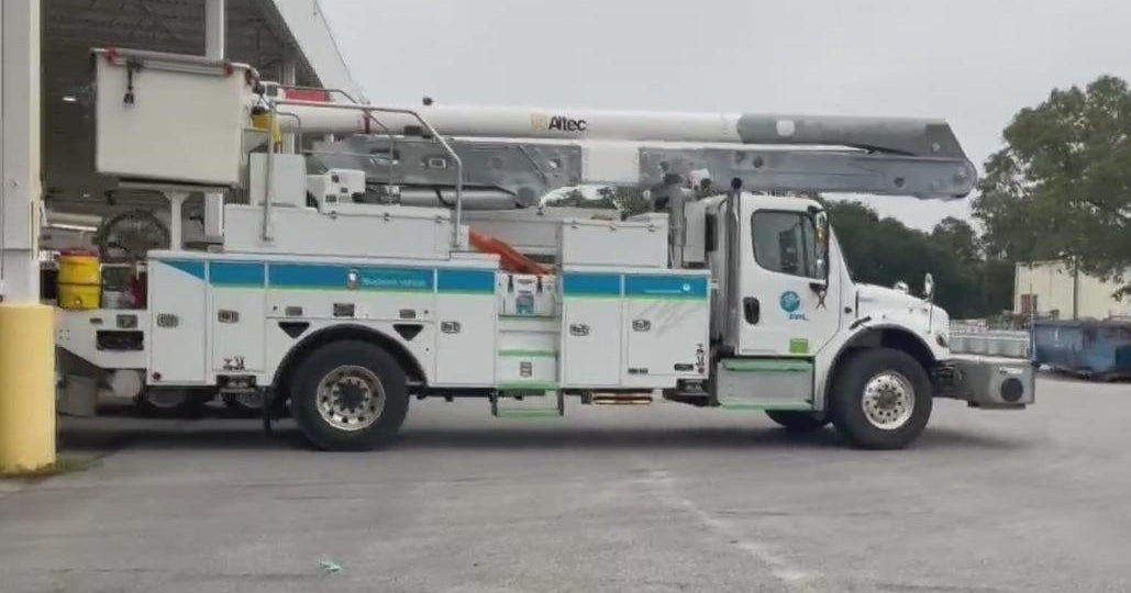 FPL working to restore power knocked out by Hurricane Helene
