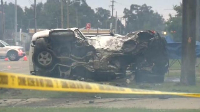 warren-deadly-crash-involving-police.jpg 