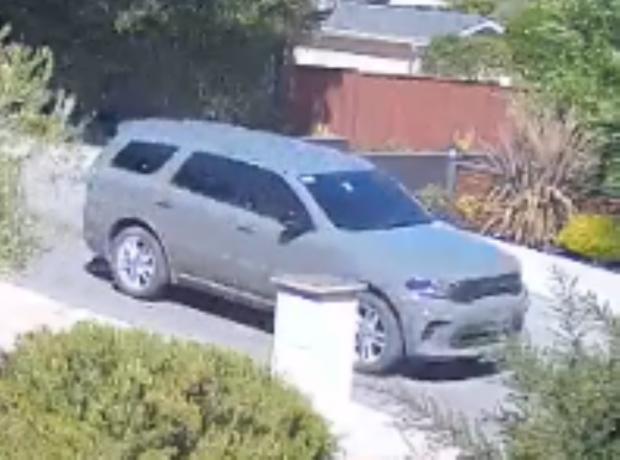 Los Altos burglary suspect vehicle 