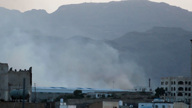 U.S. warships and aircraft strike over a dozen Houthi targets in Yemen