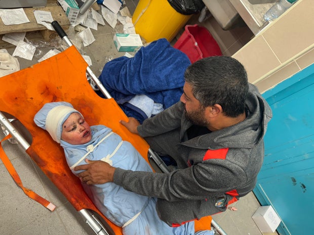 18 palestinos mortos em ataque aéreo israelense no campo de refugiados de Tulkarem, na Cisjordânia