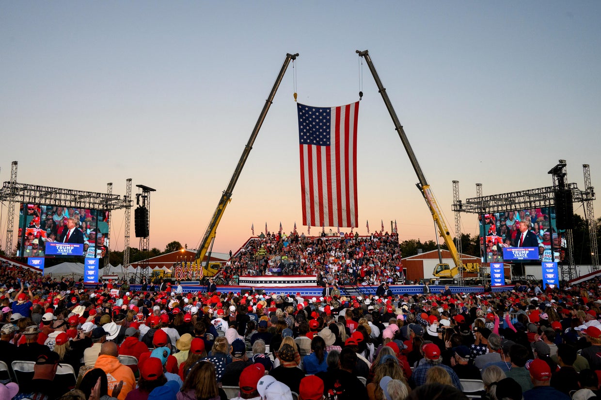 PHOTOS: Trump rallies supporters in Butler County, Pennsylvania, after ...