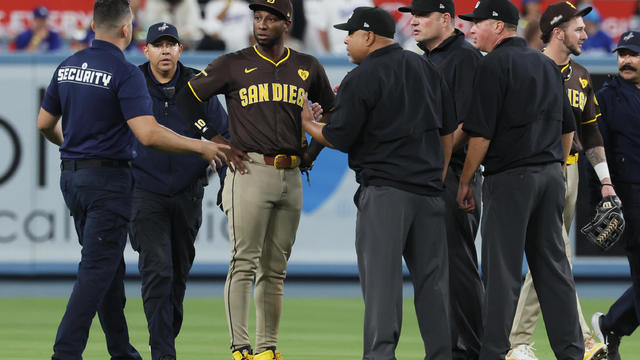 MLB: NLDS Game 2- Dodgers v Padres 