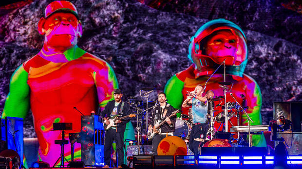 Coldplay Perform In Rome 